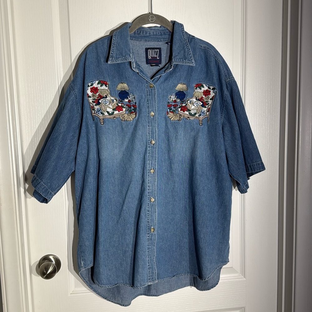 Vintage Quizz Denim Women’s Button Down Shirt